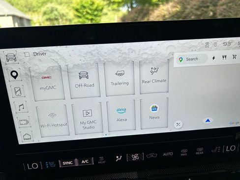 Used 2025 GMC Hummer EV 3X AWD/4WD image 34