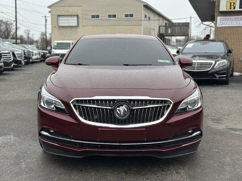 Used 2017 Buick LaCrosse Essence image 2