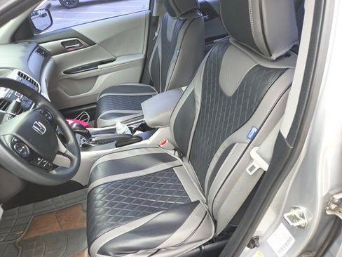 Used 2015 Honda Accord LX image 5