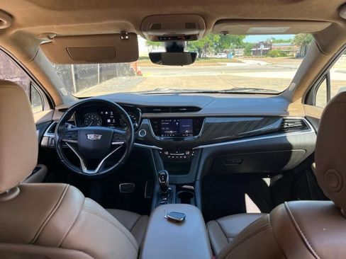 Used 2023 Cadillac XT6 Sport w/ Platinum Package AWD/4WD image 19