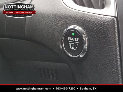Used 2023 Ford Edge Titanium AWD/4WD image 19