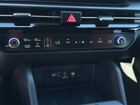 New 2026 Kia Sportage SX image 26