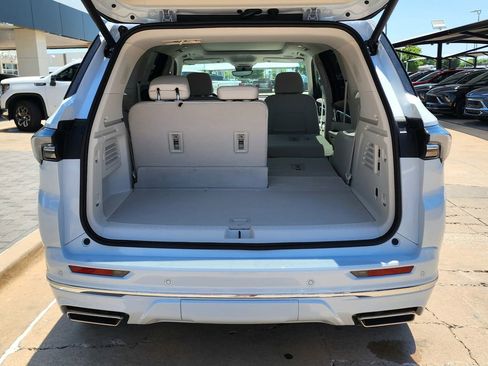 New 2026 Buick Enclave Avenir w/ Super Cruise Package AWD/4WD image 52