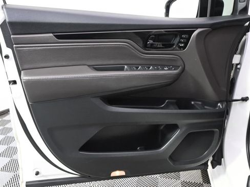 Used 2018 Honda Odyssey Elite image 15