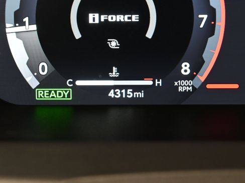 Used 2026 Toyota 4Runner Platinum AWD/4WD image 16