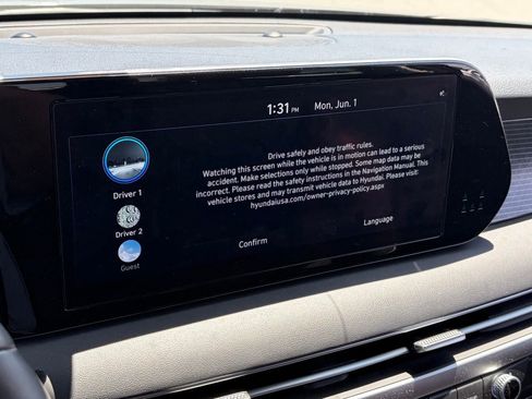 Used 2024 Hyundai Palisade Limited FWD image 10