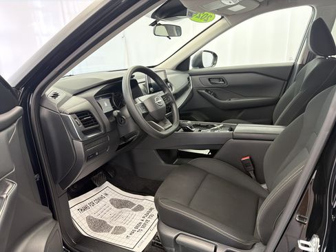 Used 2026 Nissan Rogue S FWD image 7