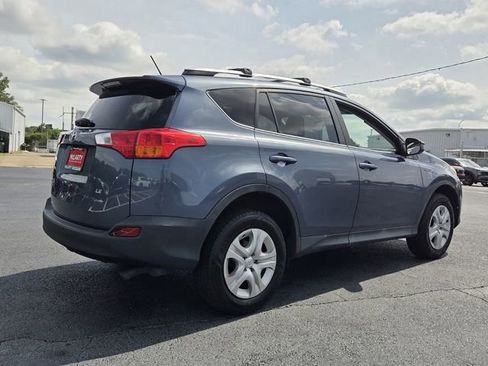 Used 2014 Toyota RAV4 LE FWD image 5