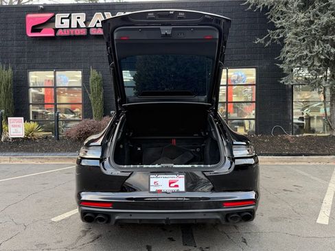 Used 2023 Porsche Panamera Platinum Edition image 17