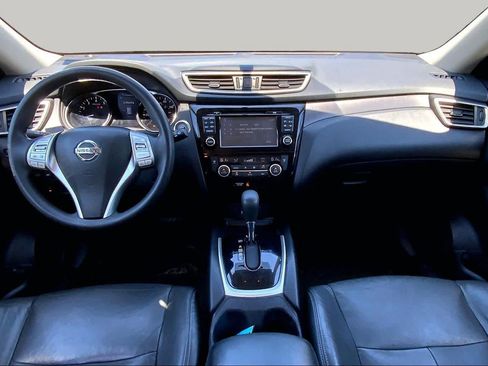 Used 2014 Nissan Rogue SV w/ SV Premium Package FWD image 14