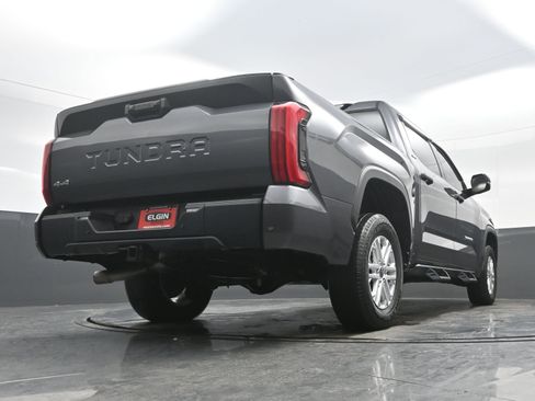 Used 2022 Toyota Tundra SR5 w/ SR5 Convenience Package image 26