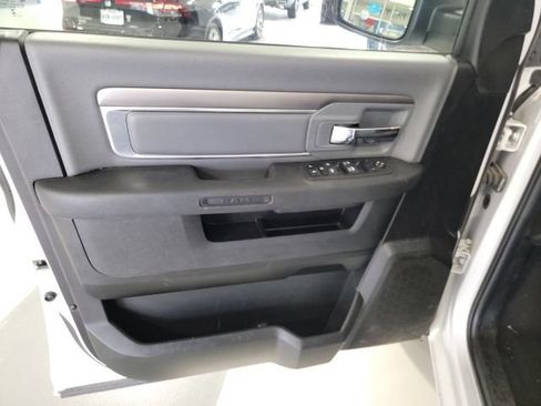 Used 2024 RAM 1500 Classic SLT AWD/4WD image 13