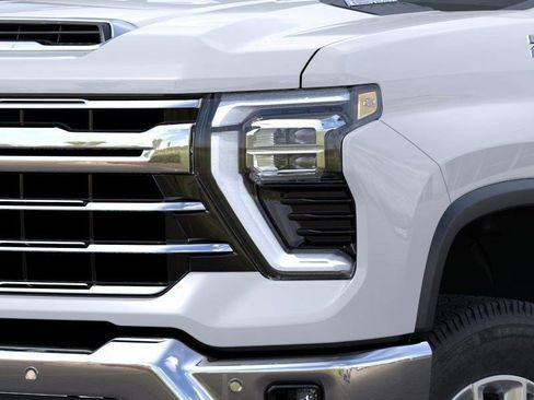 New 2026 Chevrolet Silverado 3500 LTZ w/ LTZ Premium Package image 15