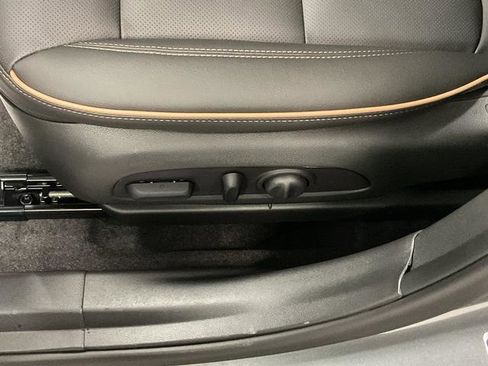 New 2026 Buick Envista Avenir image 12