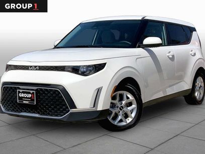 Used 2024 Kia Soul LX w/ Option Group 015