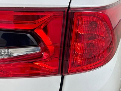 Used 2022 Honda Odyssey Elite image 37