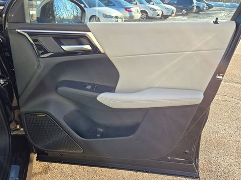 New 2026 Mitsubishi Outlander SE image 6