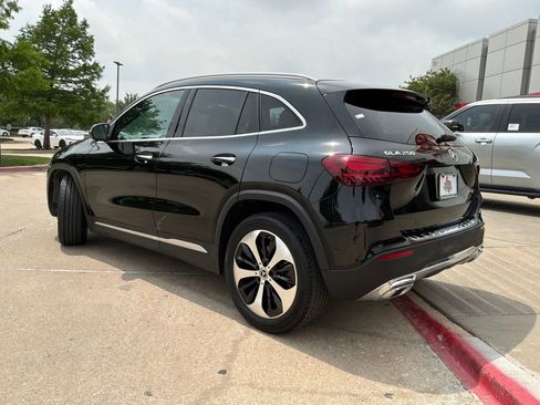 Used 2025 Mercedes-Benz GLA 250 image 8