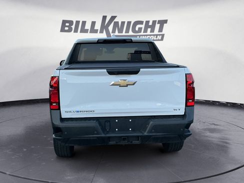 Used 2024 Chevrolet Silverado EV W/T AWD/4WD image 4