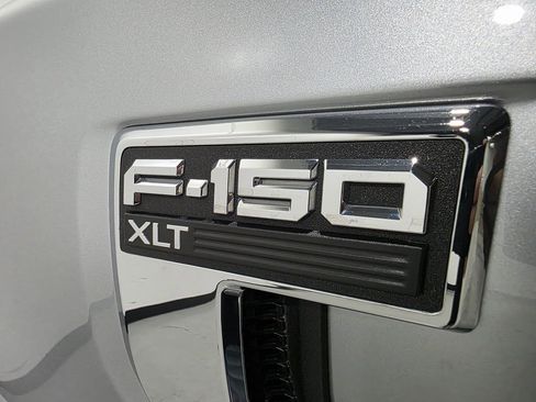 Used 2022 Ford F150 XLT w/ XTR Package image 32