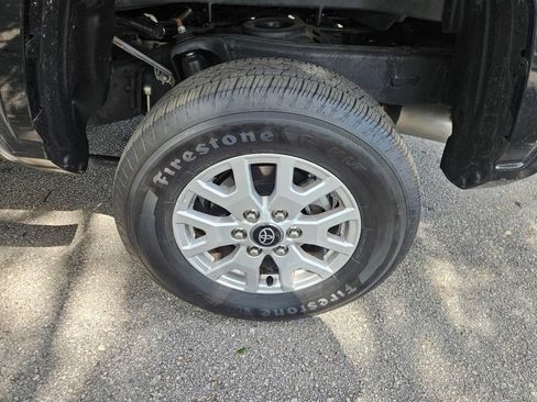 Certified 2025 Toyota Tacoma SR5 RWD image 10