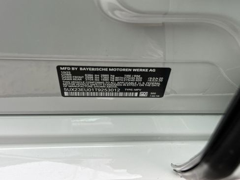 Used 2026 BMW X5 xDrive40i w/ M Sport Package image 28