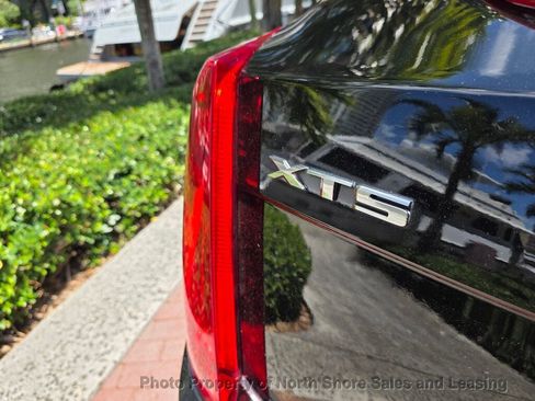 Used 2016 Cadillac XTS Luxury FWD image 42