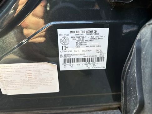 Used 2022 Ford Edge SEL AWD/4WD image 17