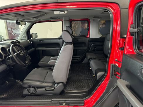 Used 2005 Honda Element EX image 34