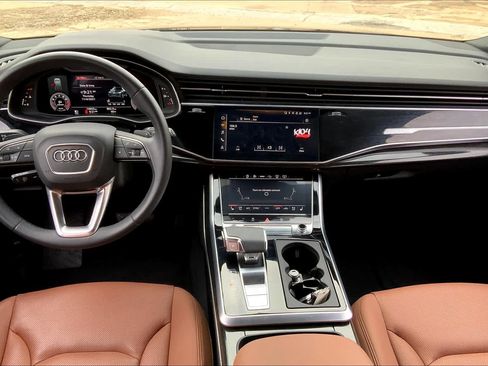 Used 2021 Audi Q7 3.0T Prestige w/ Prestige Package AWD/4WD image 14