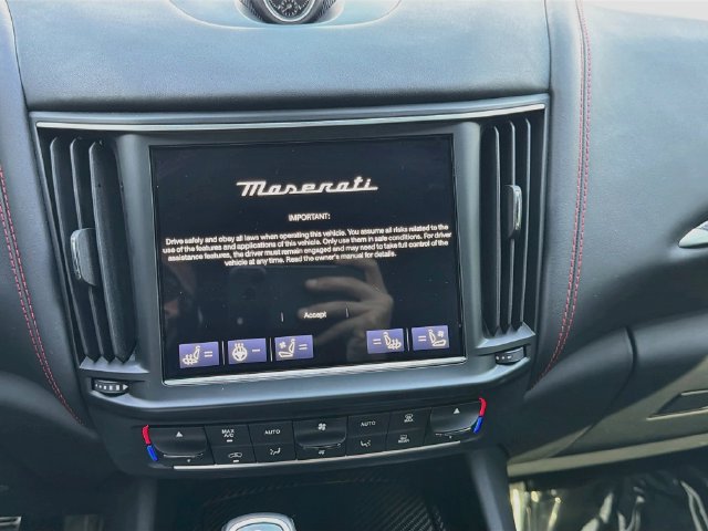 Used 2024 Maserati Levante Modena Ultima AWD/4WD image 27