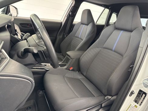 Certified 2024 Toyota Corolla Cross SE image 15