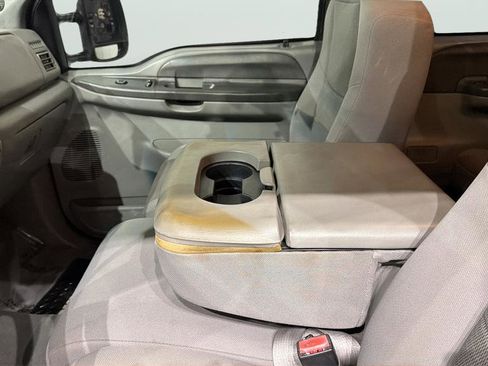 Used 2004 Ford F250 XL image 26