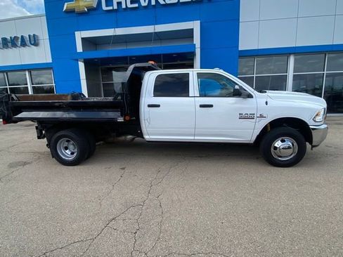 Used 2014 RAM 3500 Tradesman w/ Chrome Appearance Group AWD/4WD image 2