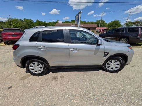 Used 2021 Mitsubishi Outlander Sport LE FWD image 7