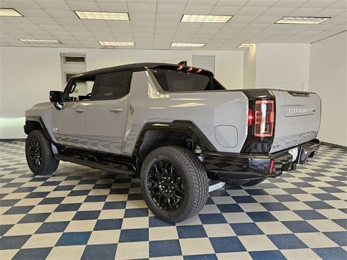 New 2025 GMC Hummer EV 2X image 9