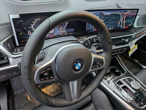 New 2026 BMW X5 xDrive40i w/ M Sport Package image 3