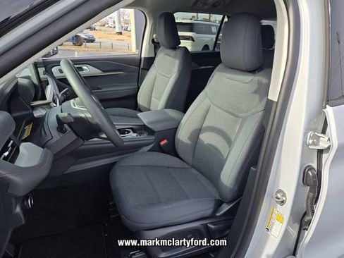 New 2026 Ford Explorer Active image 5