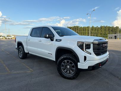 Used 2024 GMC Sierra 1500 AT4 w/ Technology Package