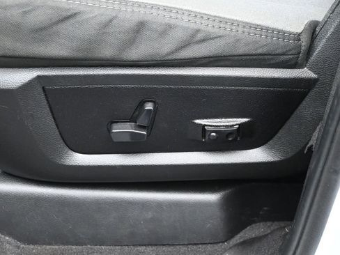 Used 2024 RAM 2500 Big Horn image 11