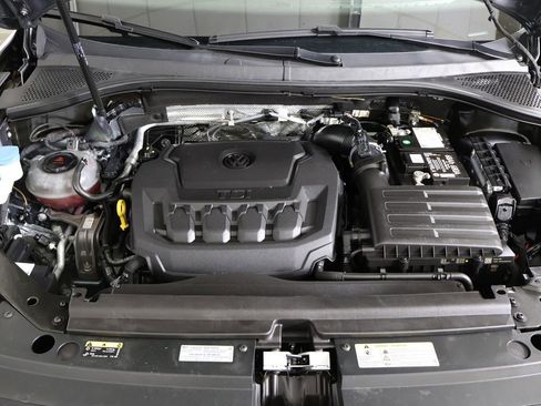 Certified 2023 Volkswagen Tiguan SE image 21