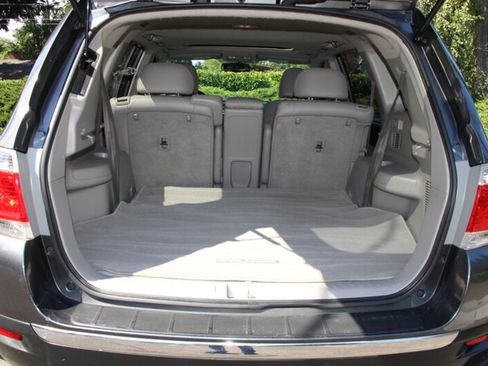 Used 2013 Toyota Highlander Limited AWD/4WD image 20