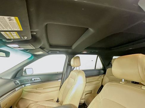 Used 2016 Ford Explorer Limited w/ Equipment Group 303A image 22