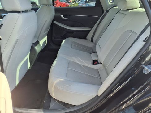 Certified 2025 Hyundai Sonata SEL FWD image 17