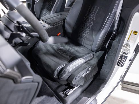 Used 2023 Lamborghini Urus Performante image 44