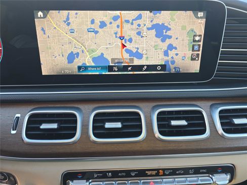 Used 2023 Mercedes-Benz GLE 450 4MATIC image 18