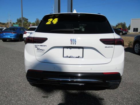 Used 2025 Buick Envision Sport Touring image 4