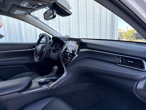 Used 2023 Toyota Camry SE w/ Convenience Package image 33