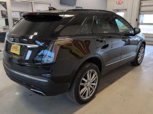 Used 2023 Cadillac XT5 Sportv w/ Technology Package AWD/4WD image 5