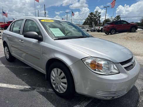 Used 2005 Chevrolet Cobalt Sedan FWD image 7